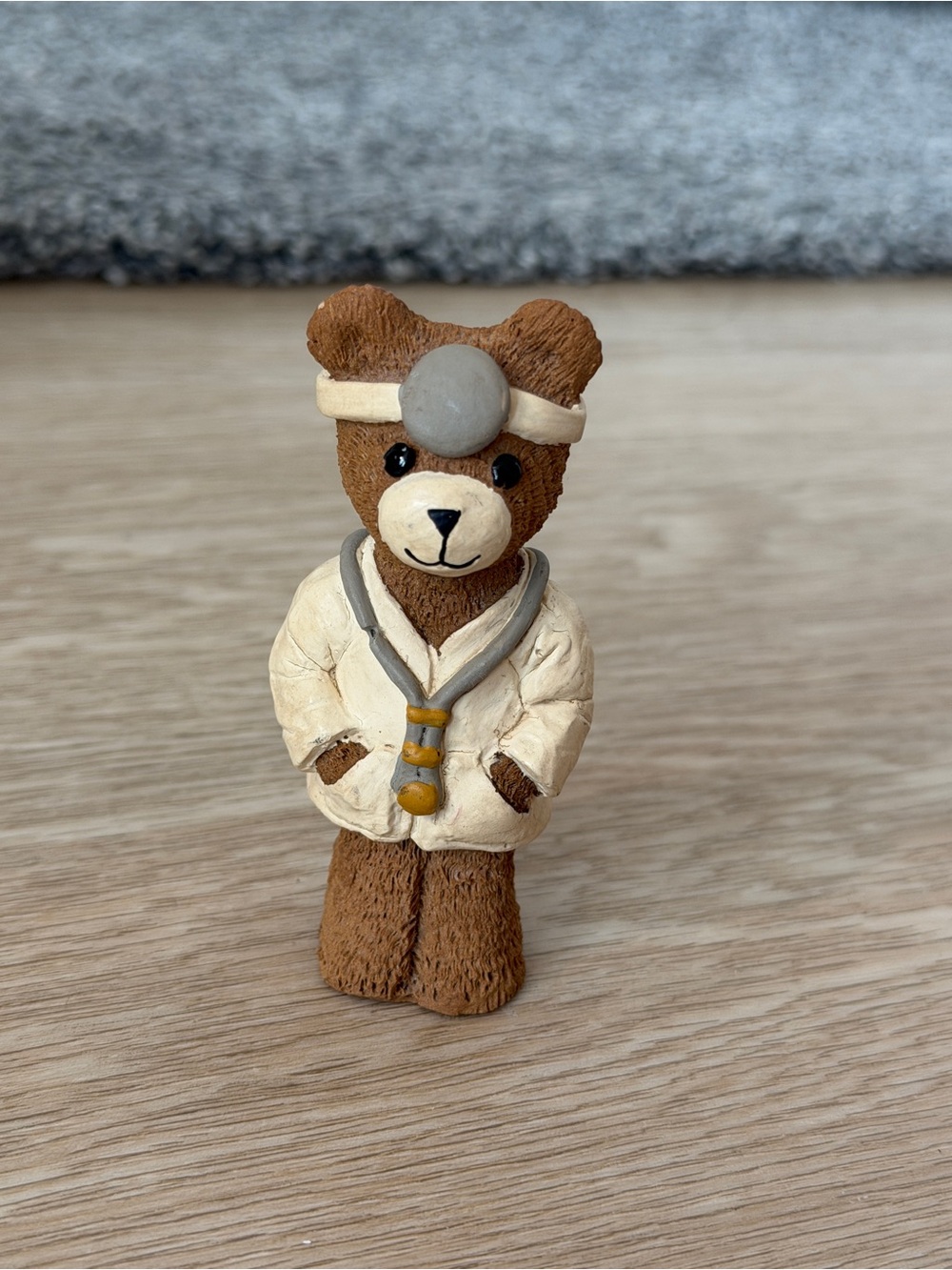 Carolyn Carpin Doctor Bear Figurine 4 in Brown/White 1985 Medical Collectible